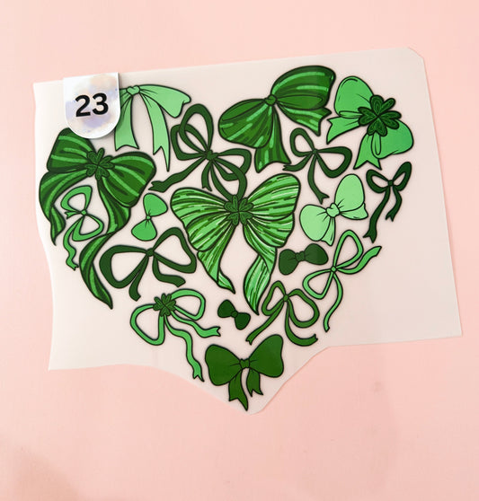 Green Bows Heart [23]