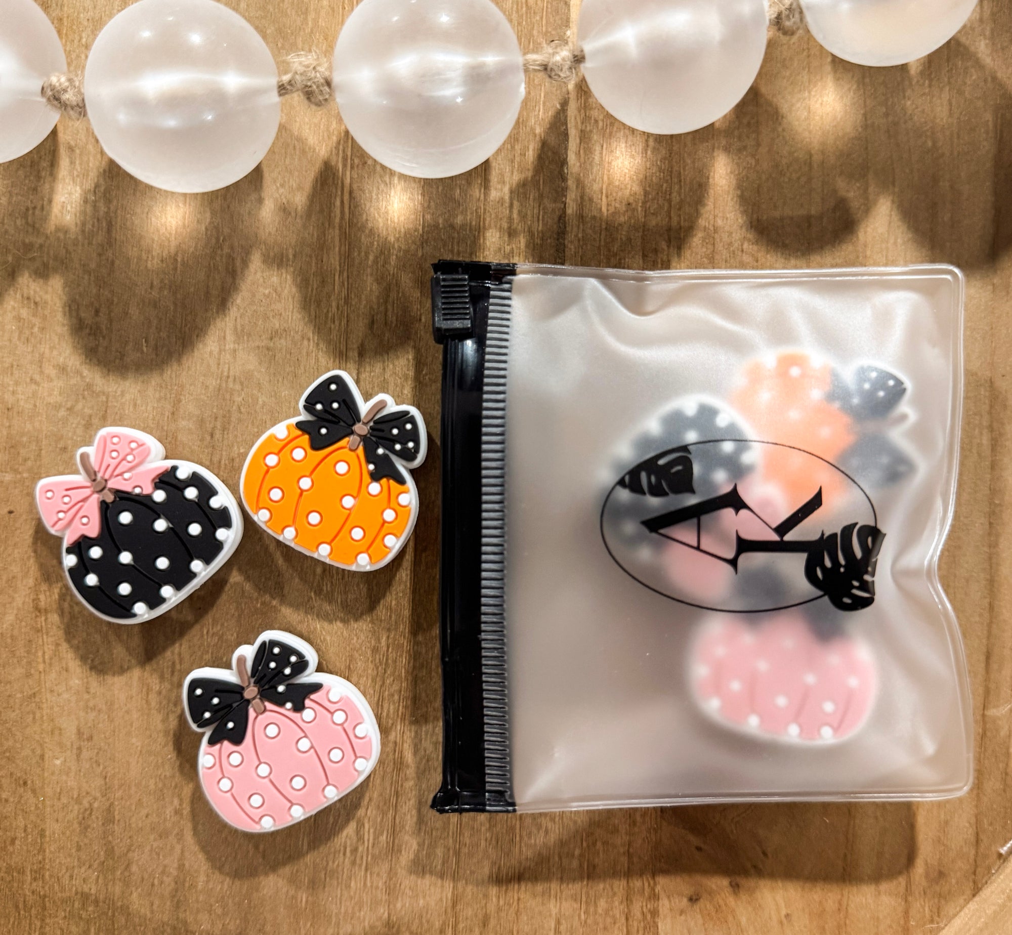 Polka Dot Pumpkin Mix Focals (6 ct)