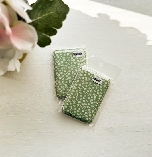 Green Daisies Magnetic Phone Wallet