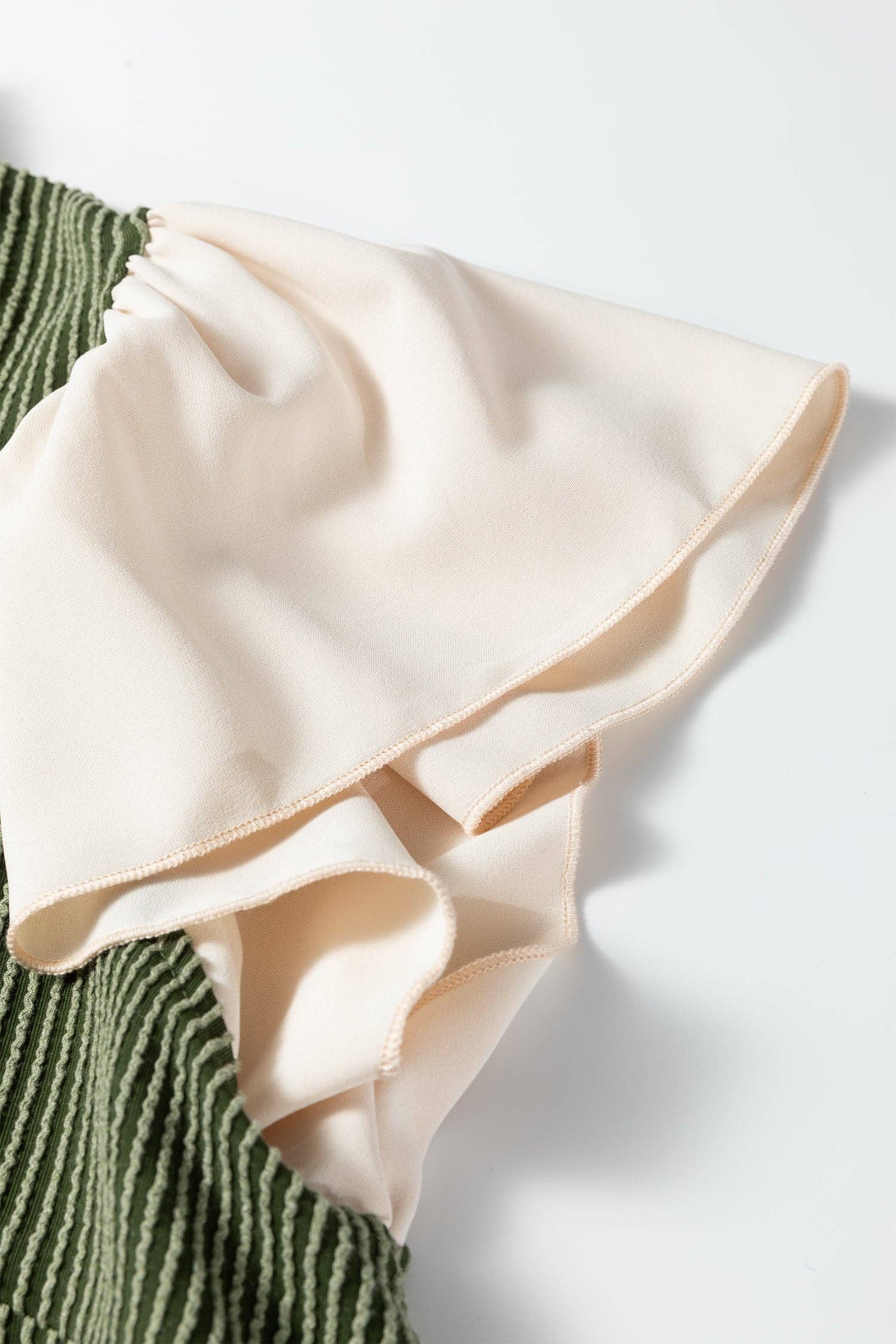 Vineyard Green Plus Size Contrast Frilled Neckline Ruffled Short Sleeve Ribbed Textured Blouse - FINAL SALE