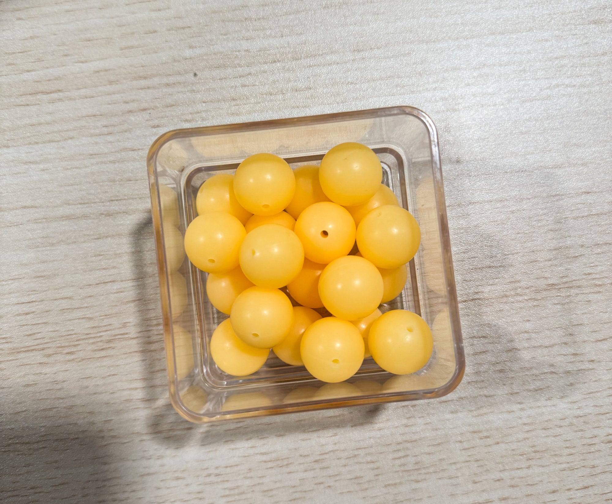 Orange Glow 19mm Round Beads (Bag of 20 Beads)