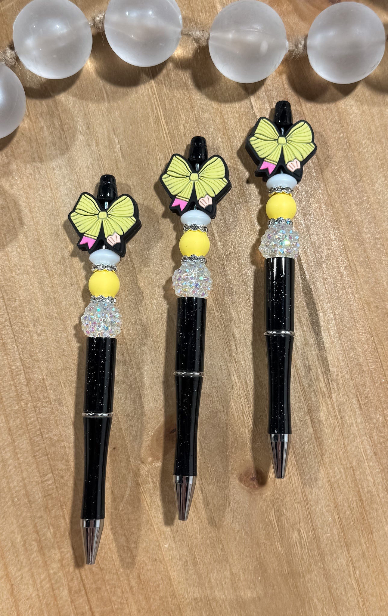 Yellow Pencil Bow Refillable Pen