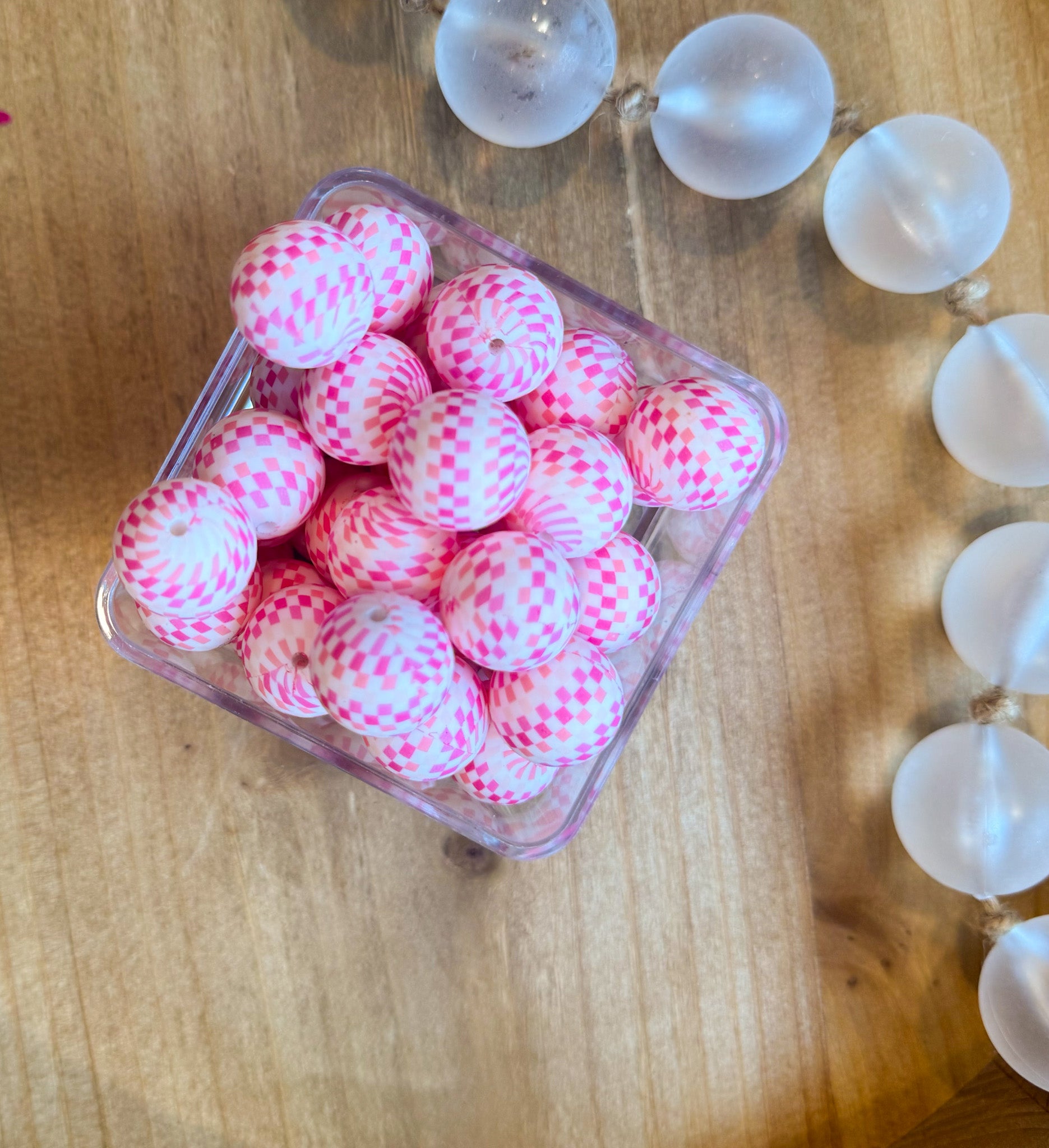 Pink Ombre Checkered 19mm Bead
