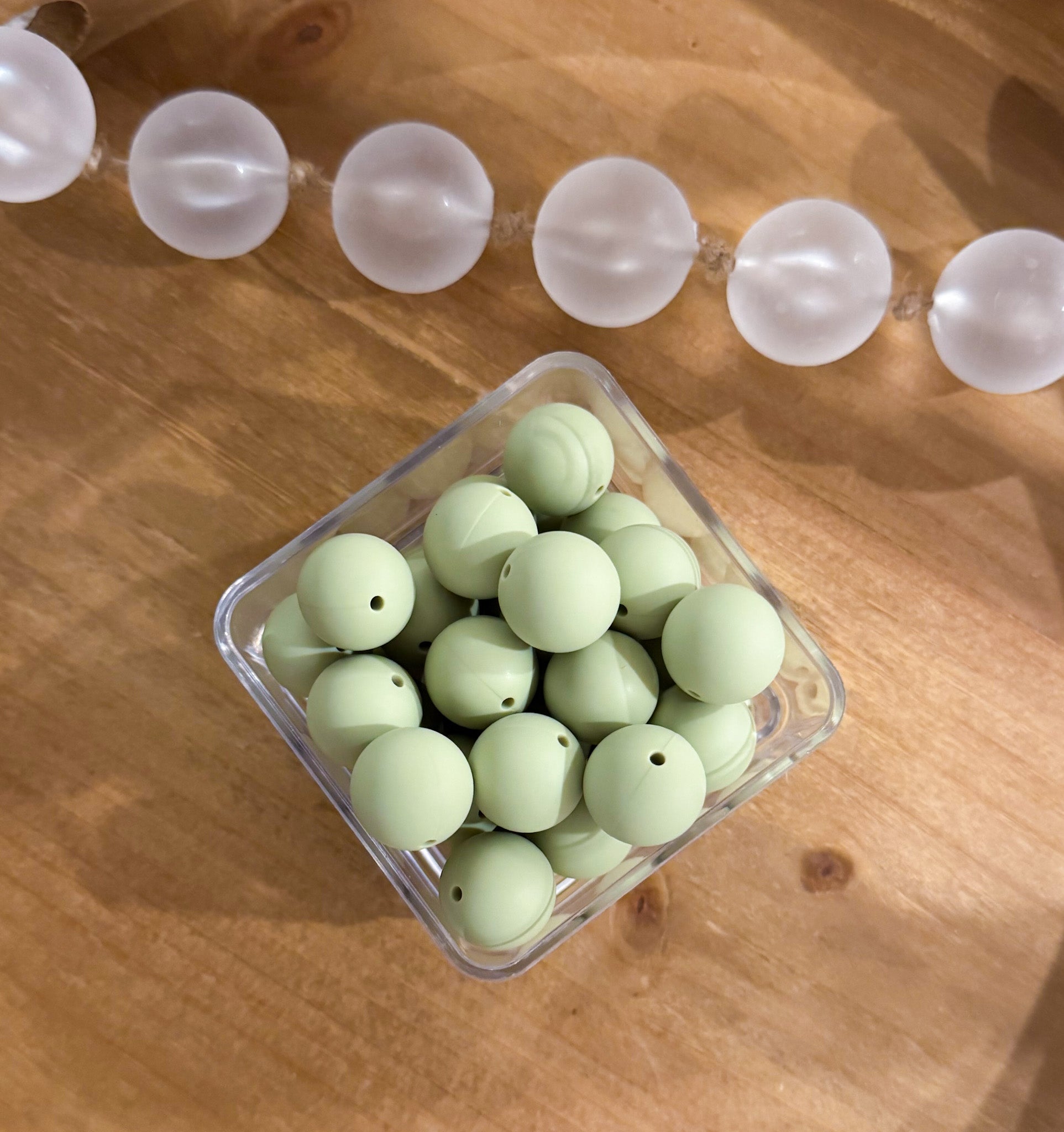 Olive Green 19mm Bead [Single]