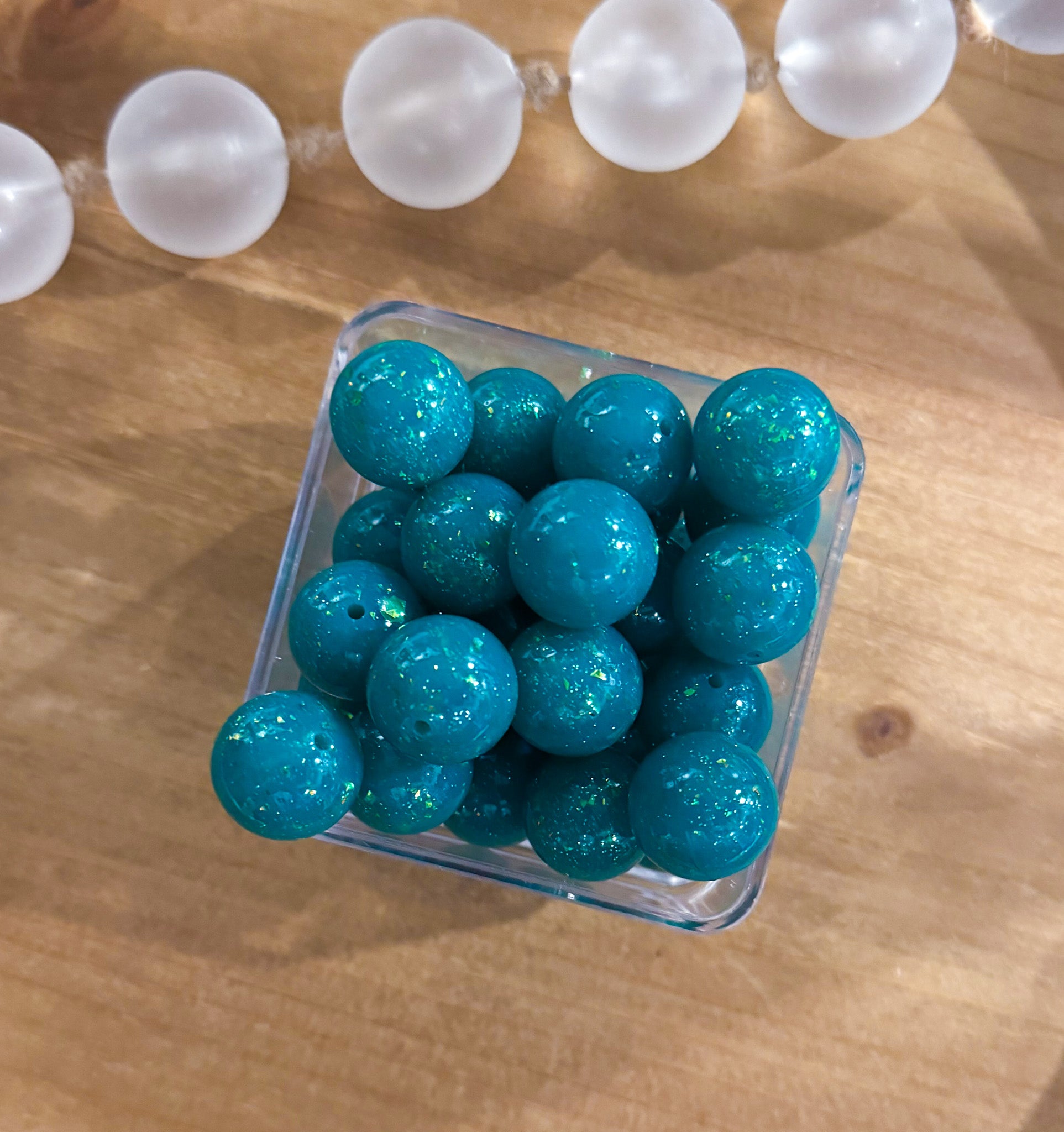 Emerald Confetti Jelly 20mm Bead [Single]