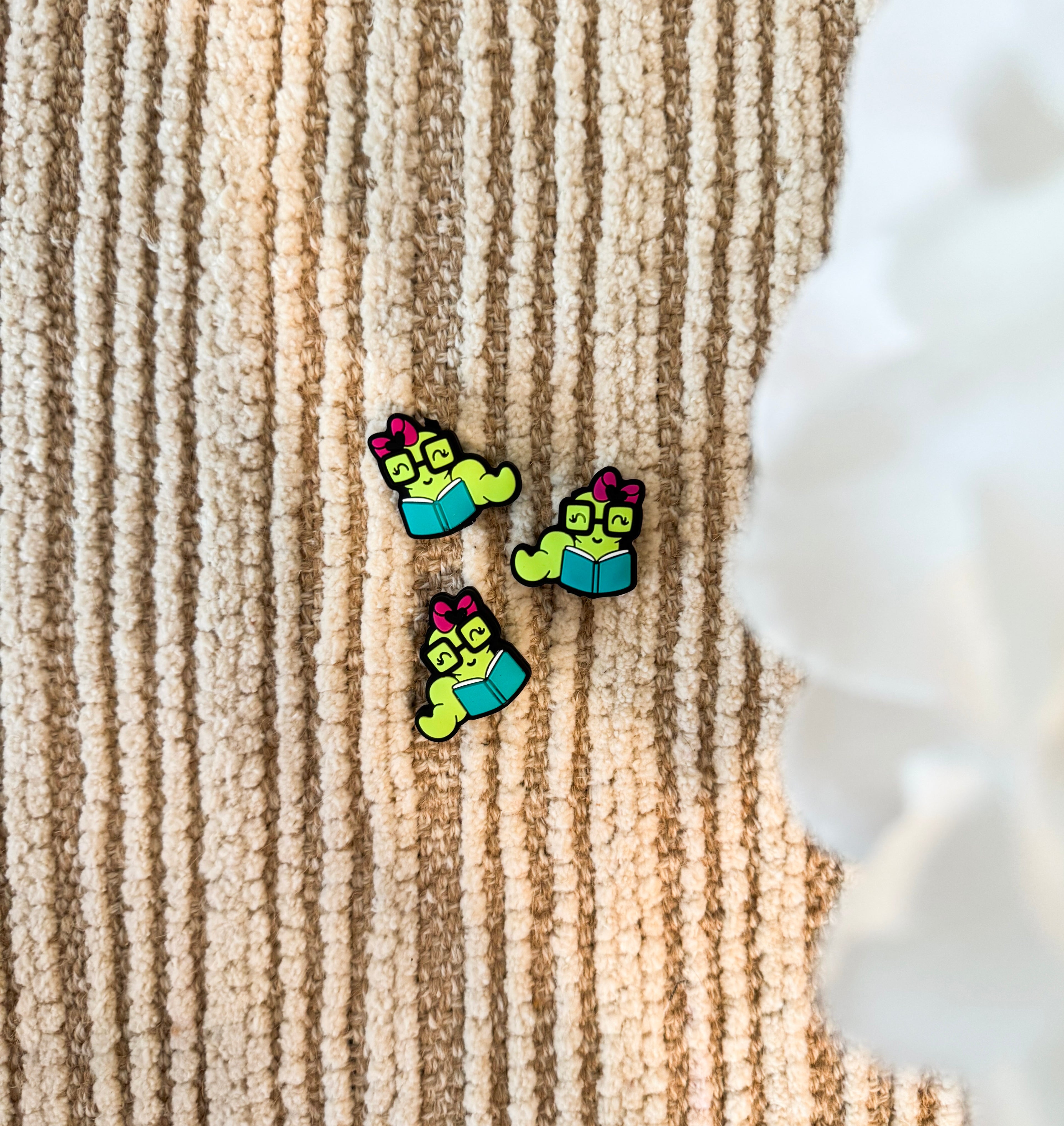 Girly Bookworm [Single] Focal Bead