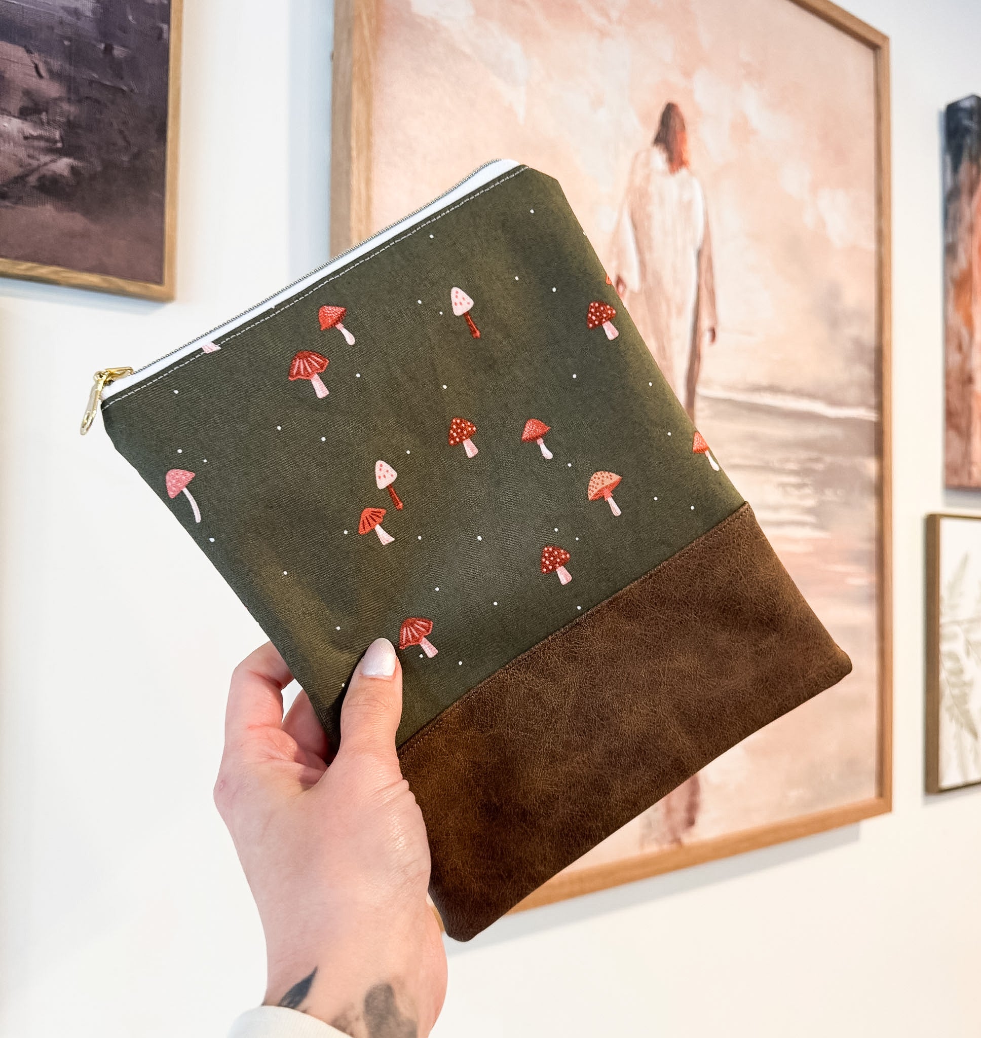 Mushroom  Everyday Essentials Bag