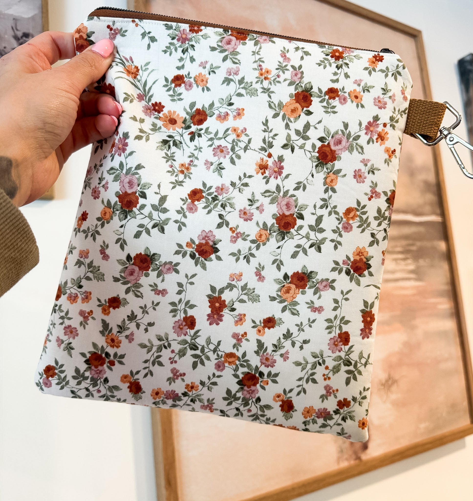 Vintage Roses Mess Express Bag