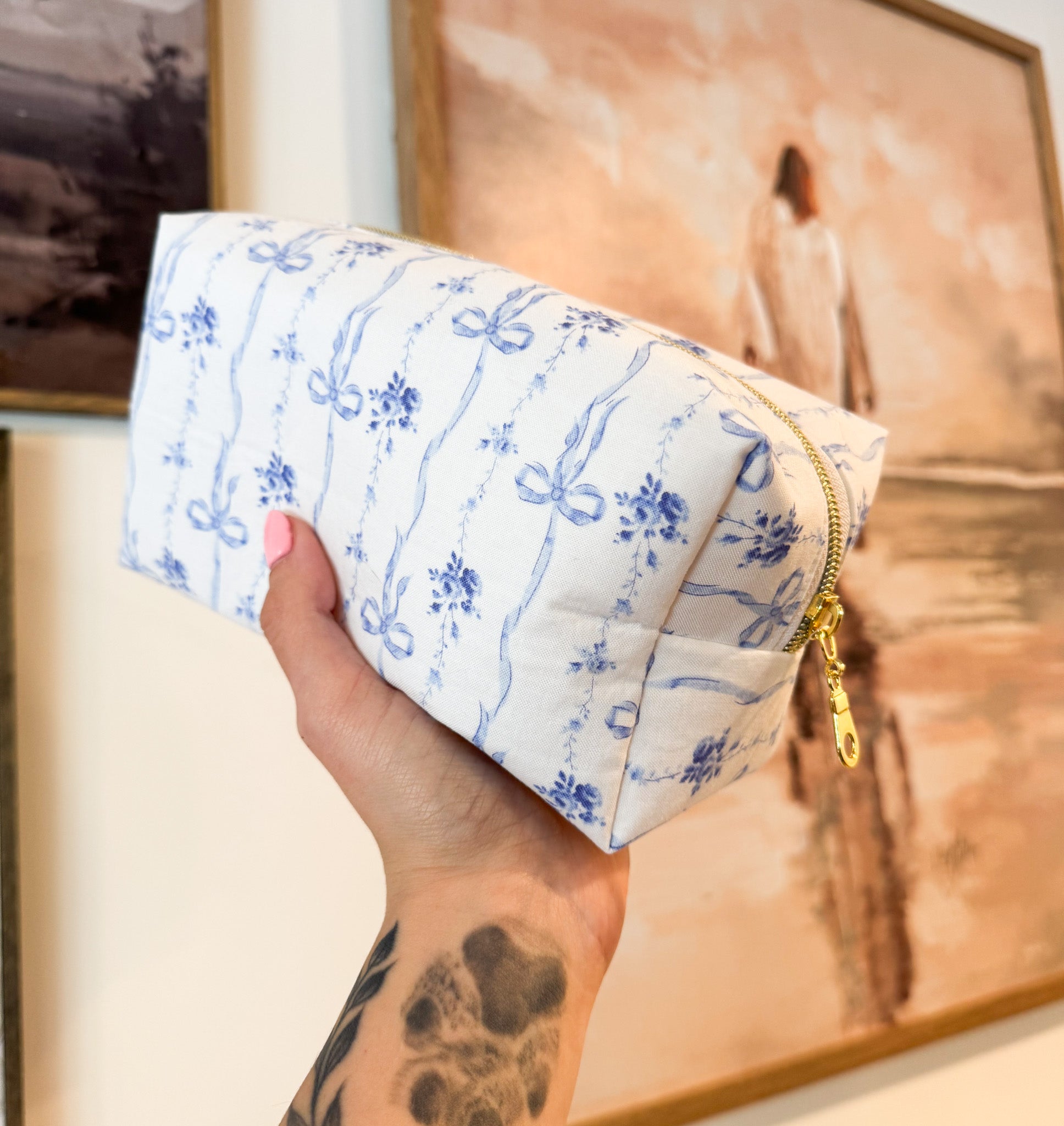 Blue Ribbon Boxy Bag