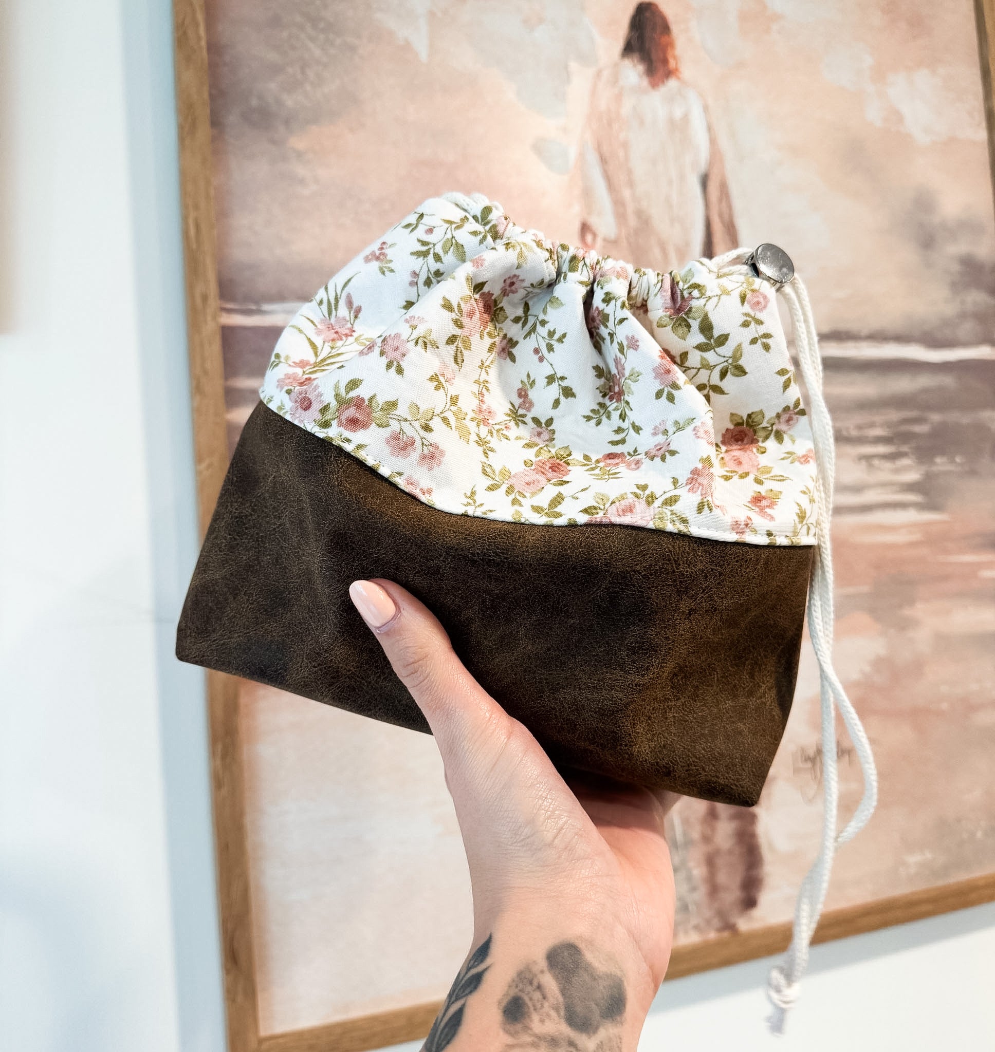 Vintage Pink Roses Scrunch & Go Bag W/ Pleather
