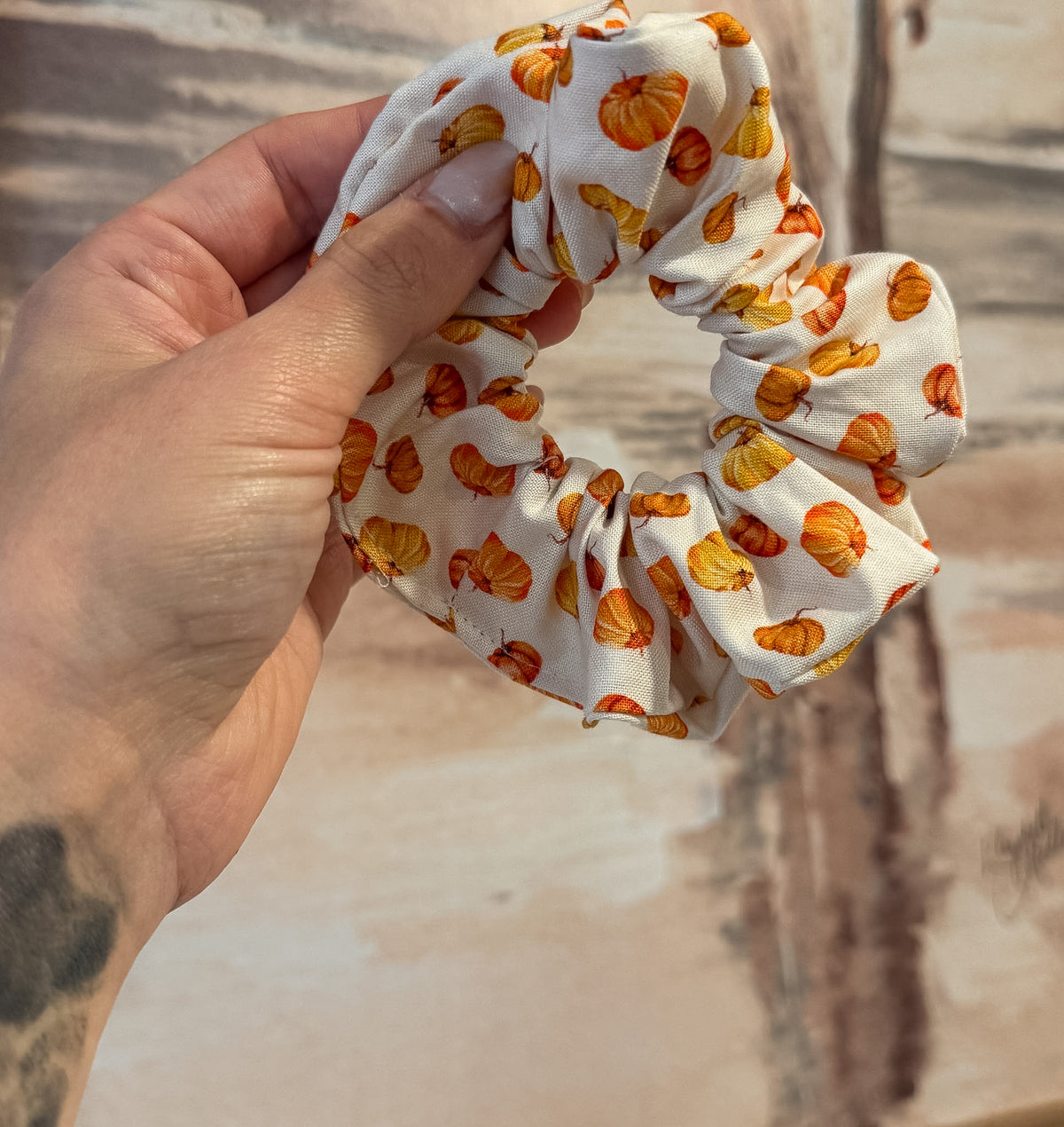 Tri-Color Pumpkin Scrunchie