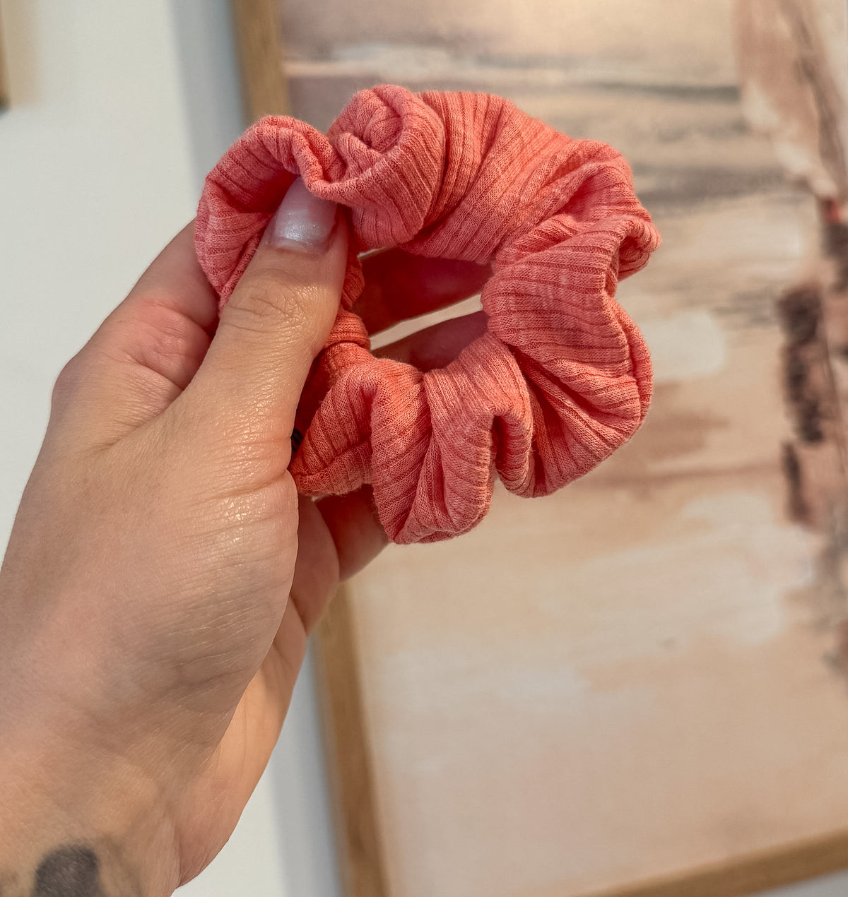 Heather Pink Ribbed Knit Scrunchie