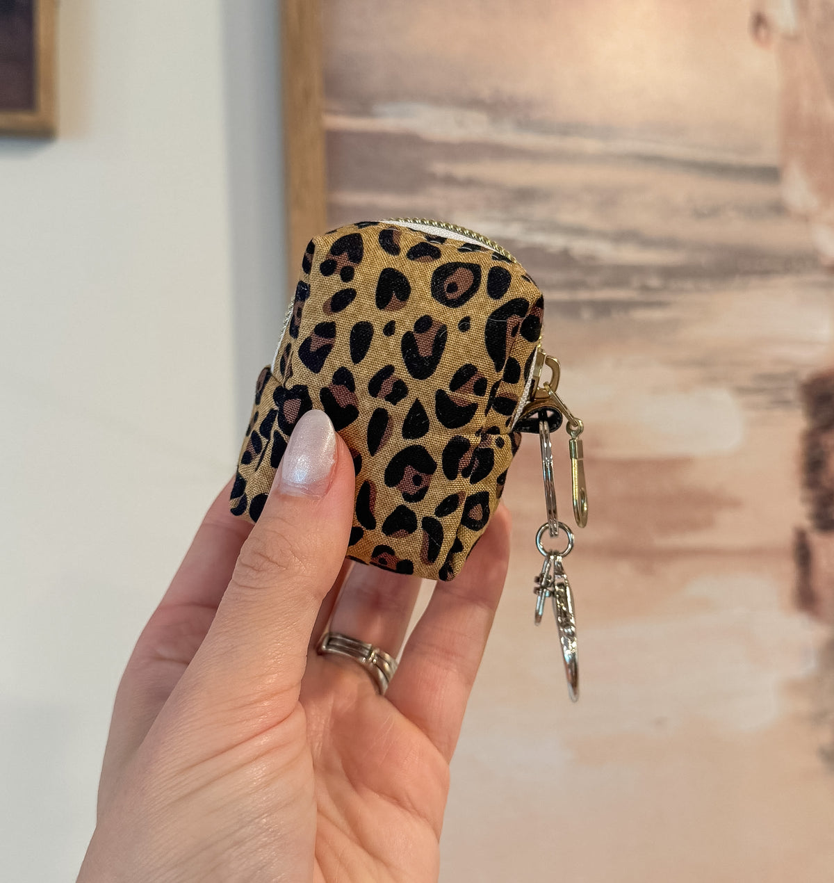 Leopard Print Clip & Go