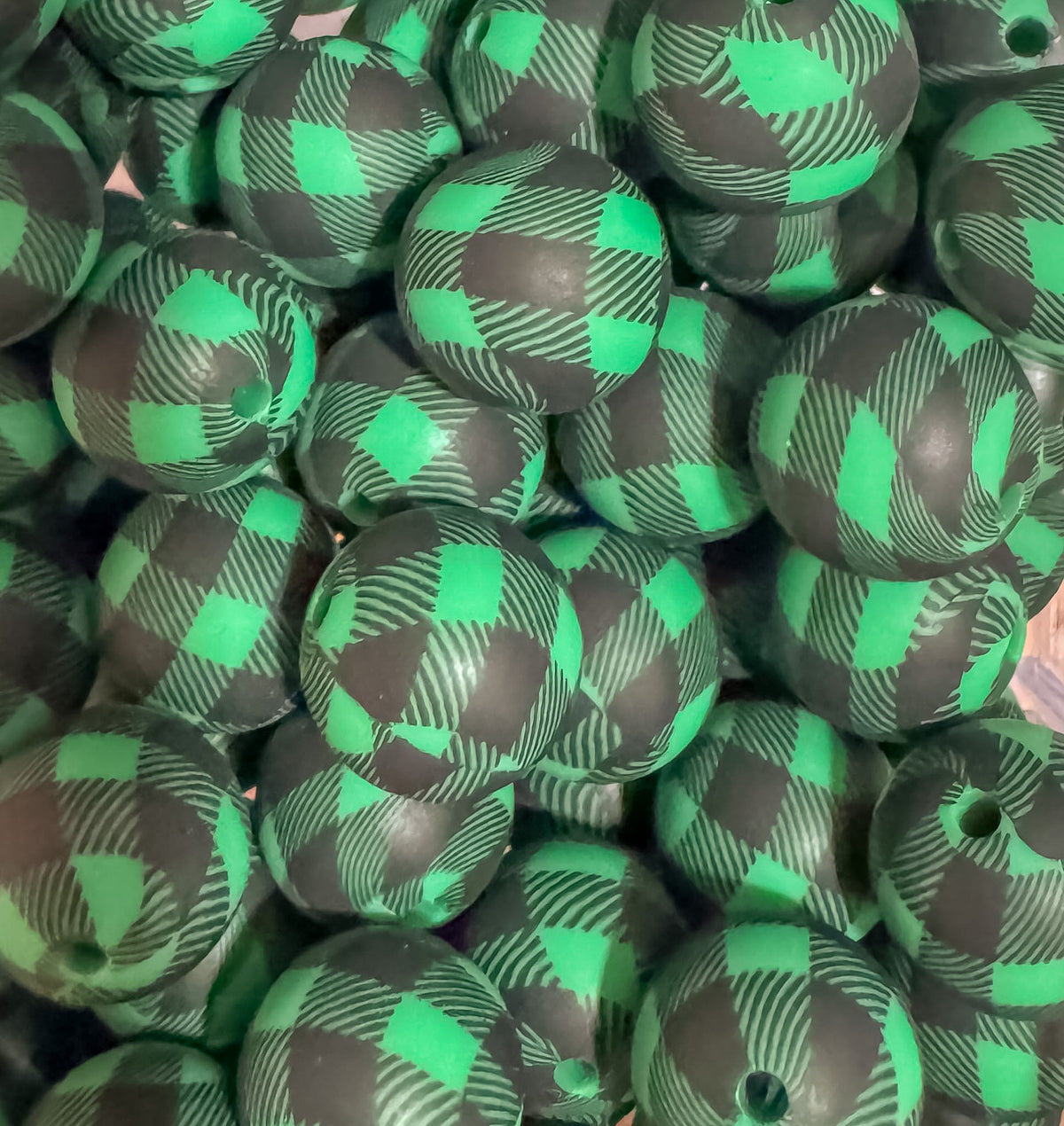Green Buffalo Plaid 15mm Round Bead-SINGLE