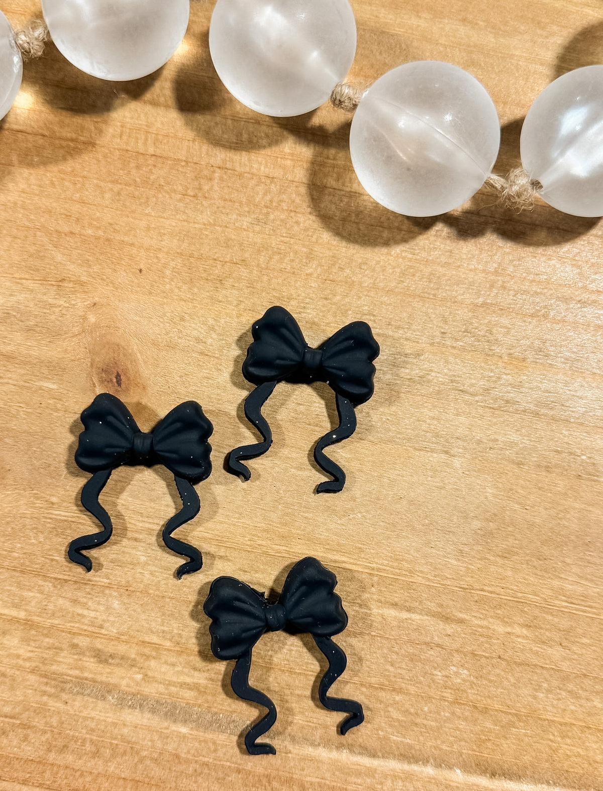 Black Bow Focal-Single