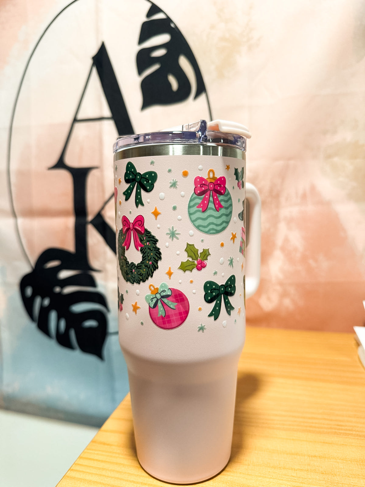 Pink Wreaths and Ornaments Tumbler