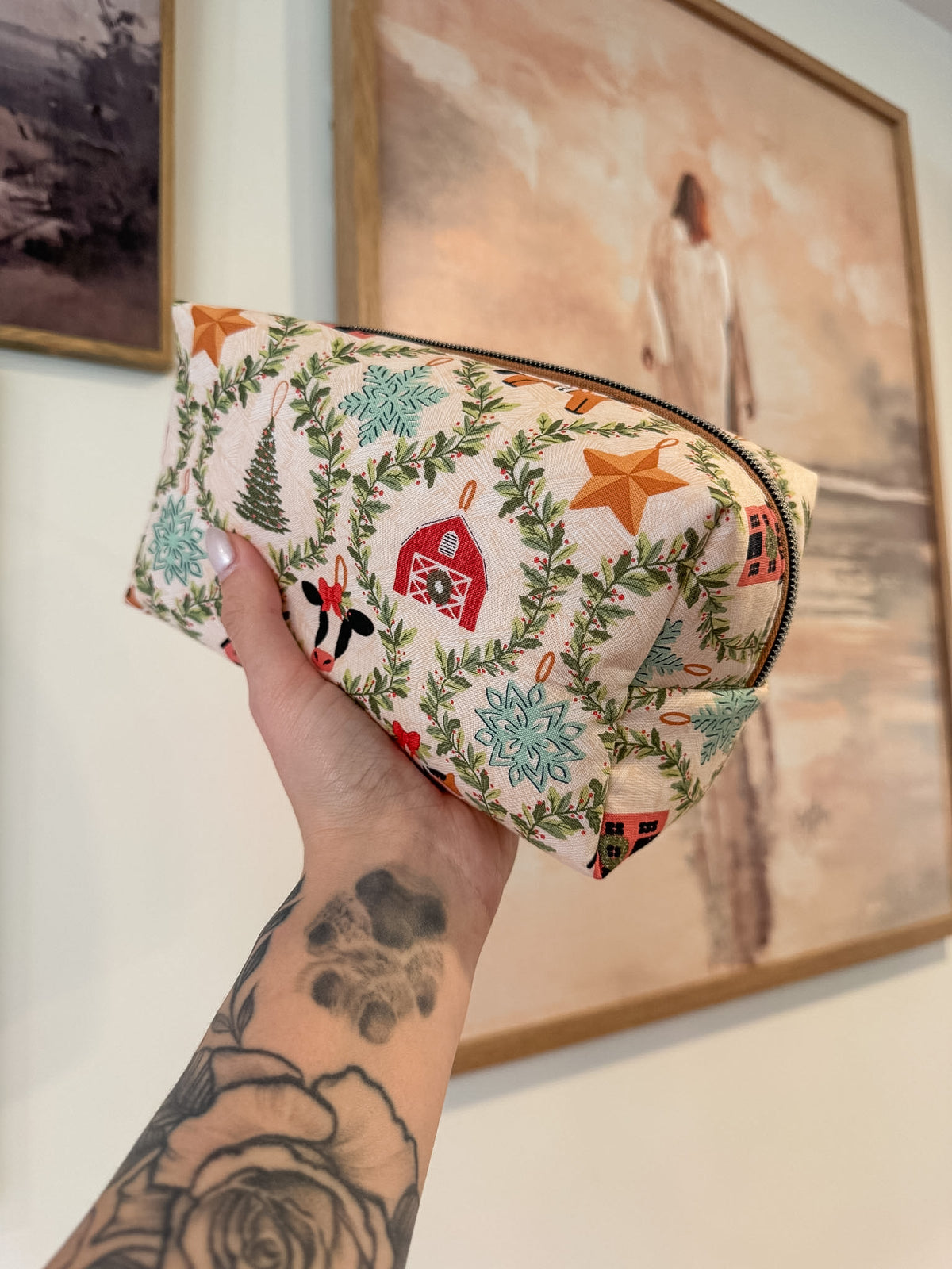 Farm House Christmas Boxy Bag