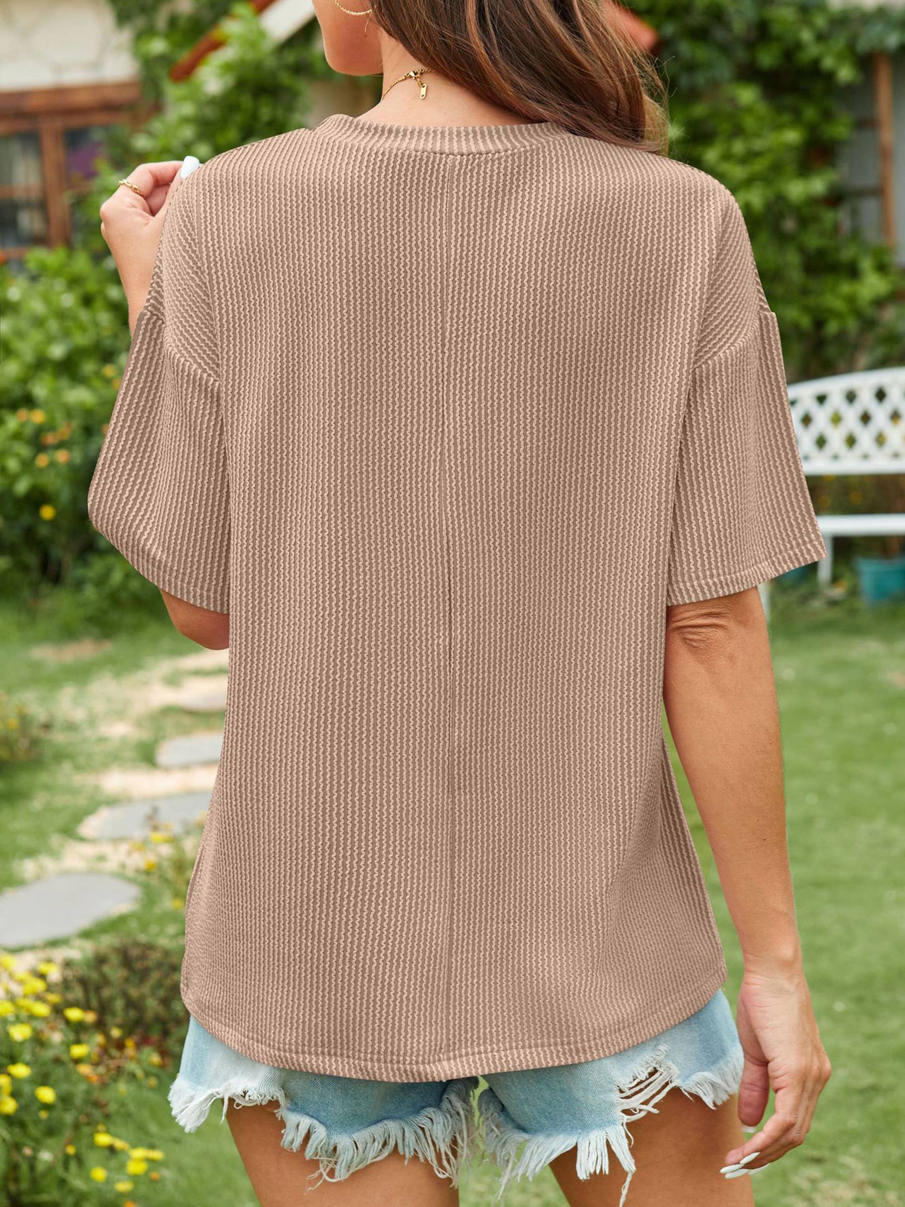 Casual Contrasting Wave Striped Short Sleeved Pocket T-shirt - FINAL SALE